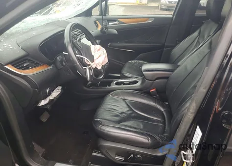 2019 Lincoln Mkc Select z USA, uszkodzony, nr VIN 5LMCJ2D95KUL44295